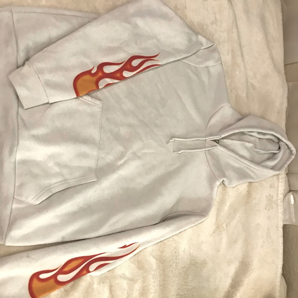 Medium sized hoodie, good quality.